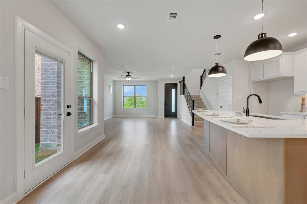 Karis - Residential