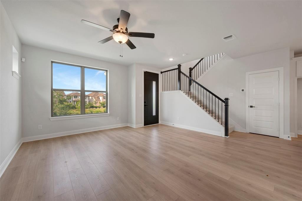 Karis - Residential