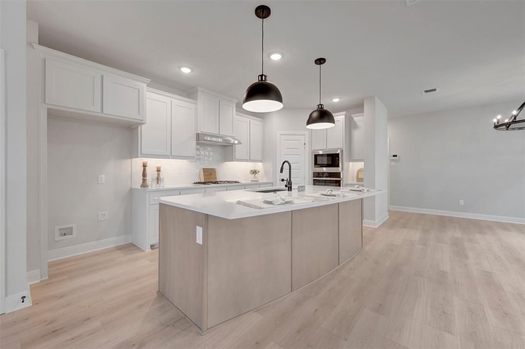 Karis - Residential