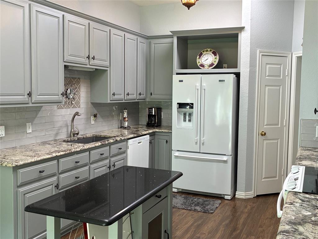 Island Village Estates - Residential