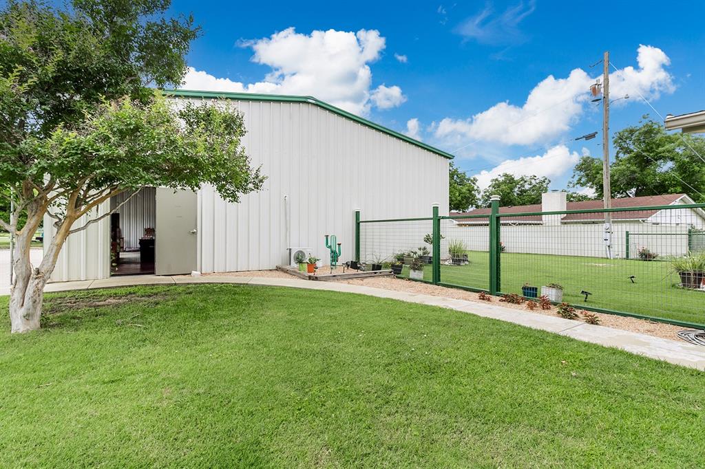 Simpson Lake - Residential