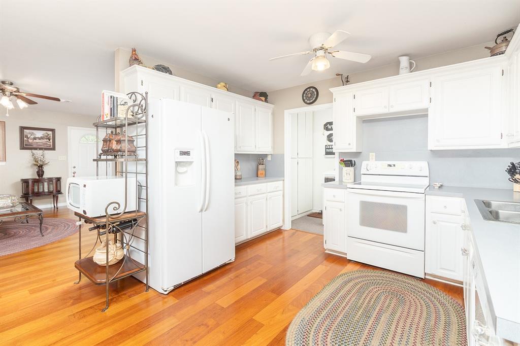 Simpson Lake - Residential
