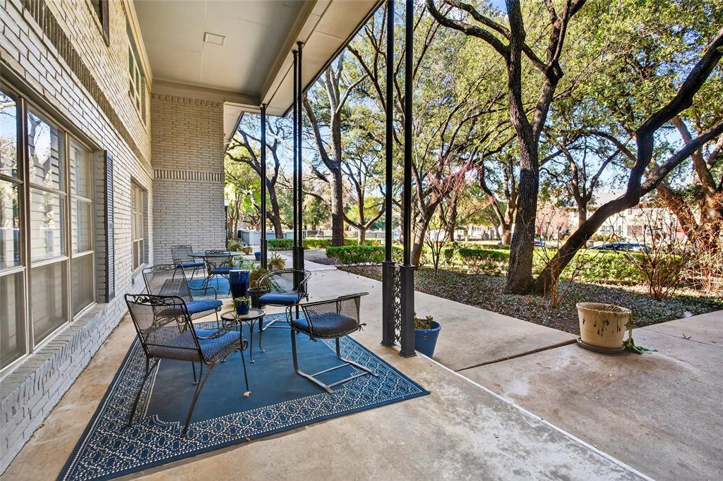 FONTAINBLEAU CONDOMINIUM - Residential