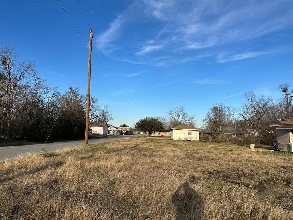 City lot ready to build.