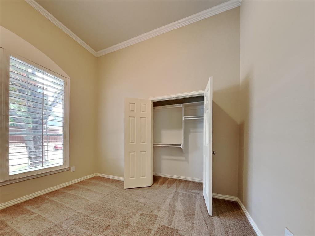 The Lakes On Legacy Drive Ph I - Residential Lease
