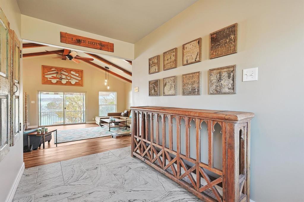 Moss Lake Estate - Residential