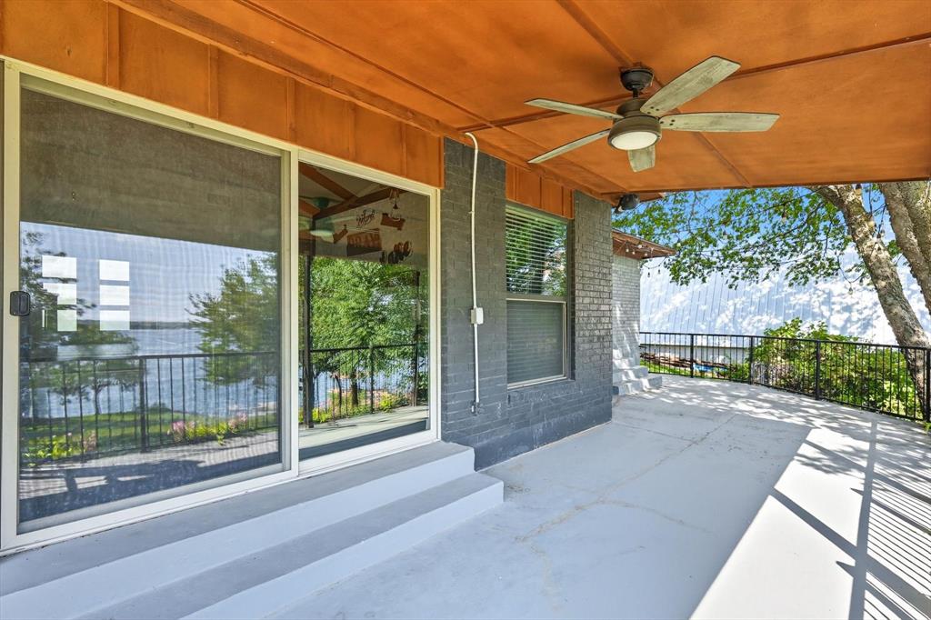 Moss Lake Estate - Residential