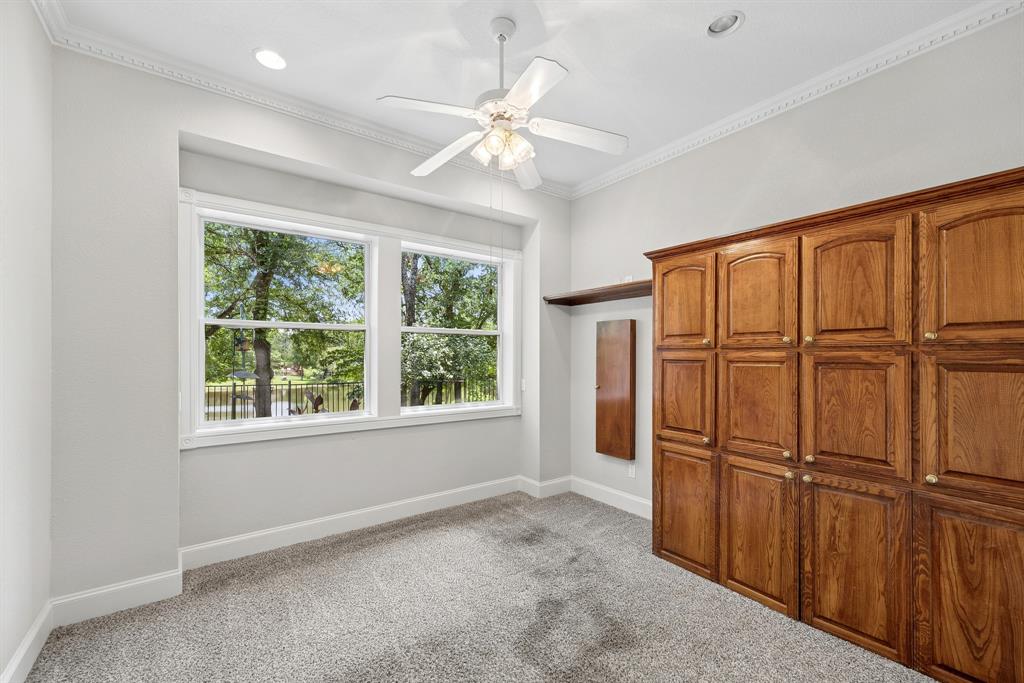 Emerald Sound At Lake Lewisvil - Residential
