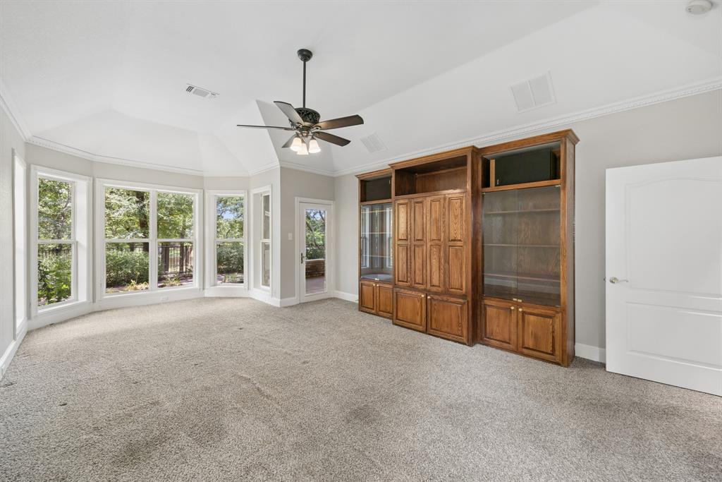 Emerald Sound At Lake Lewisvil - Residential