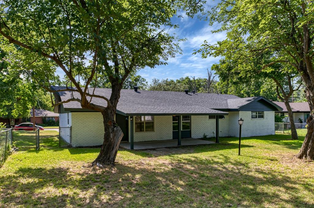 Benbrook Lakeside Add - Residential