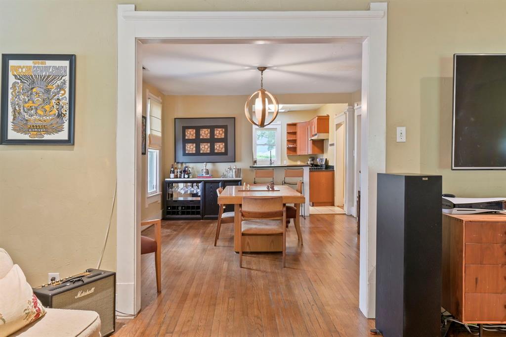 Winnetka Heights - Residential