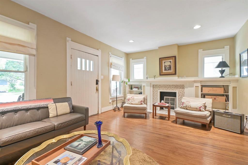 Winnetka Heights - Residential