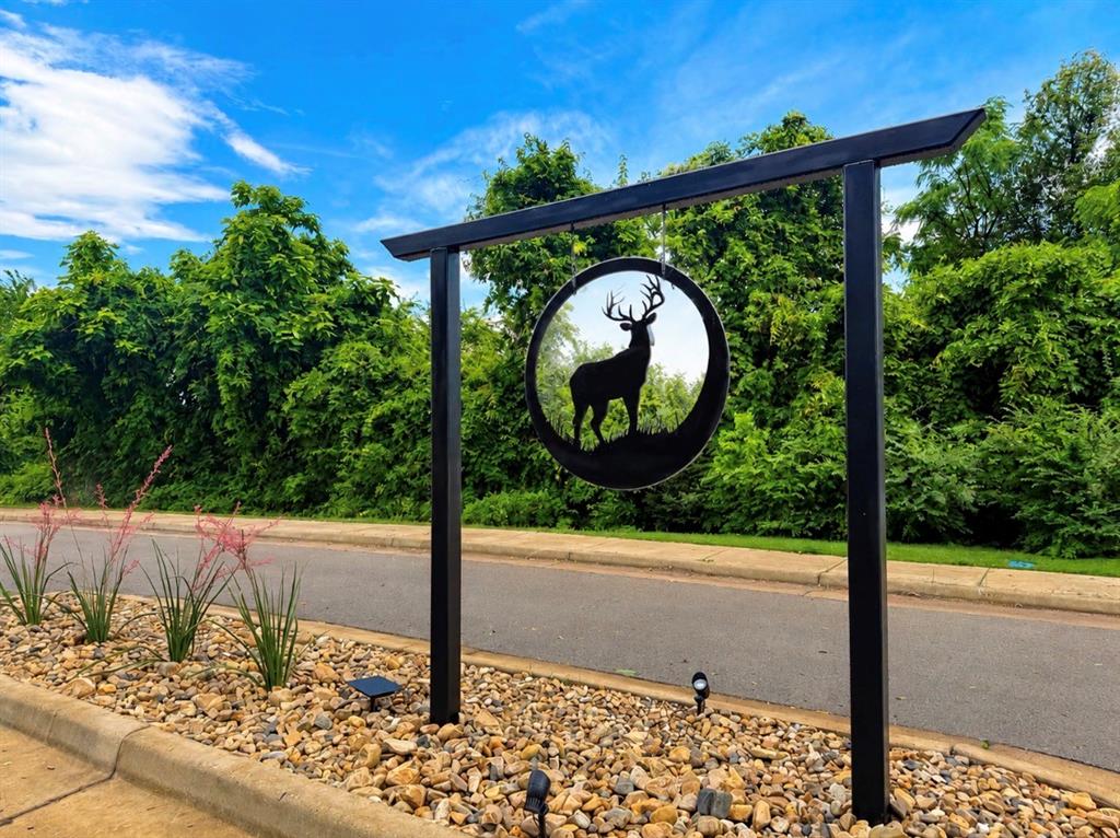 Deer Point Ests - Residential