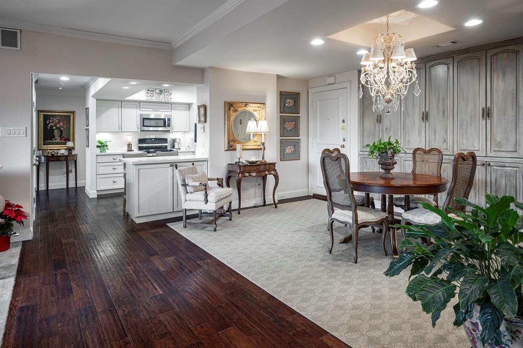 Bonaventure Condo - Residential