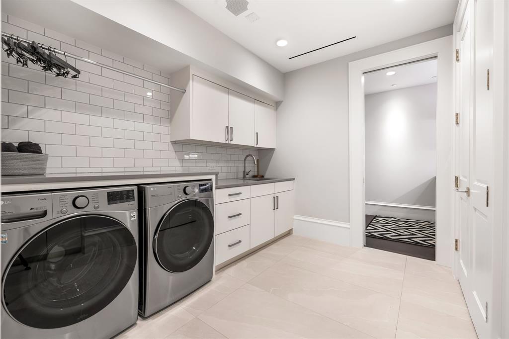 Tower & Regency Row Residence Condo - Residential