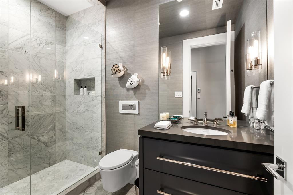 Tower & Regency Row Residence Condo - Residential