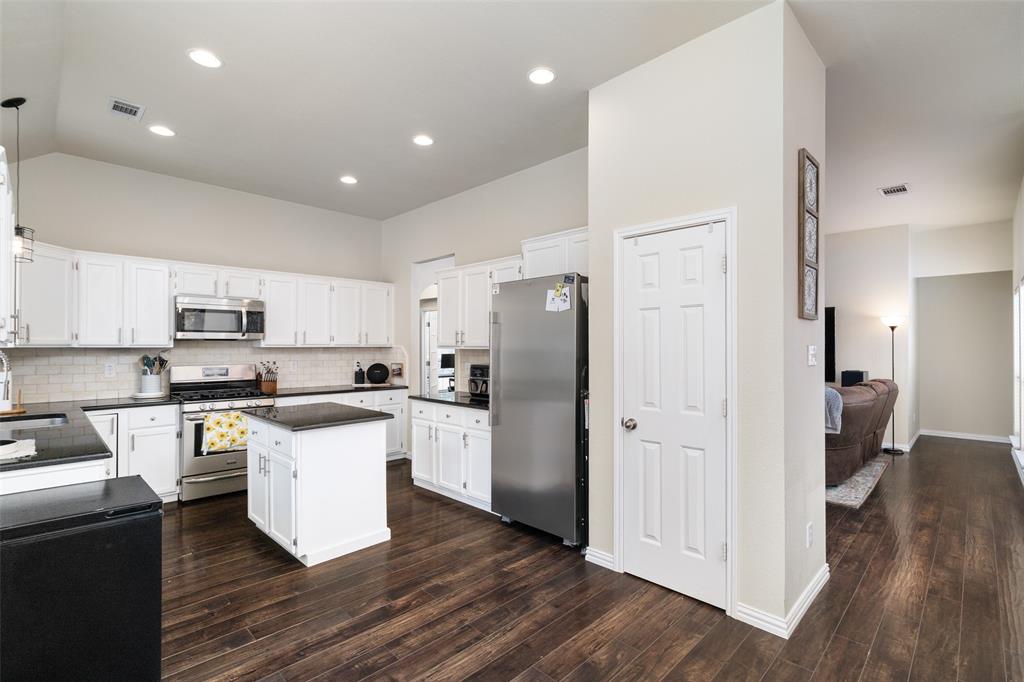 Peninsula 04 Ph C Rep - Residential