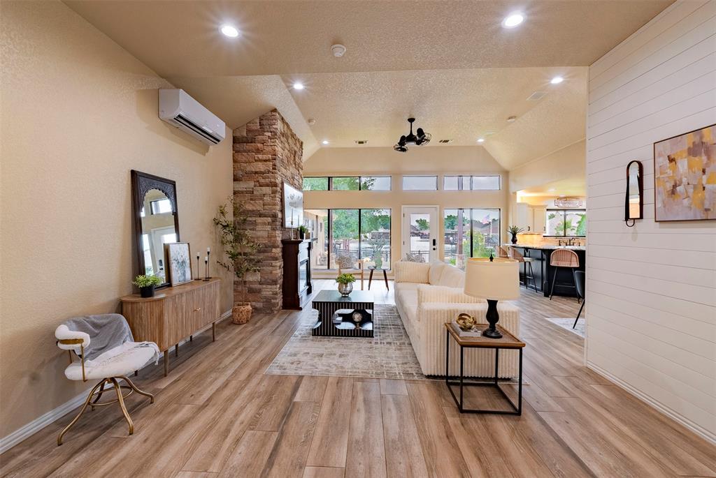 Waters Edge - Residential
