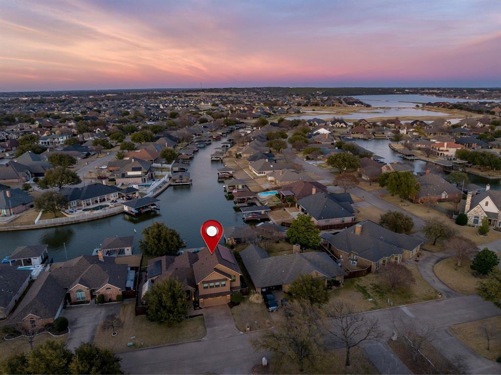 Waters Edge - Residential