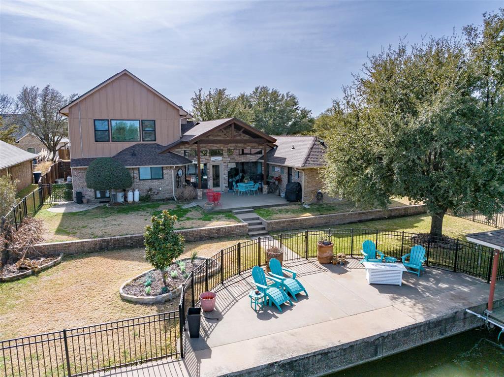 Waters Edge - Residential