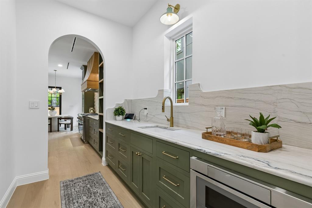 LAKEWOOD HILLS - Residential