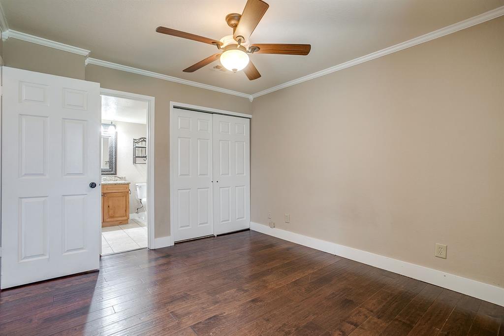 Cedar Creek Twnhms - Residential