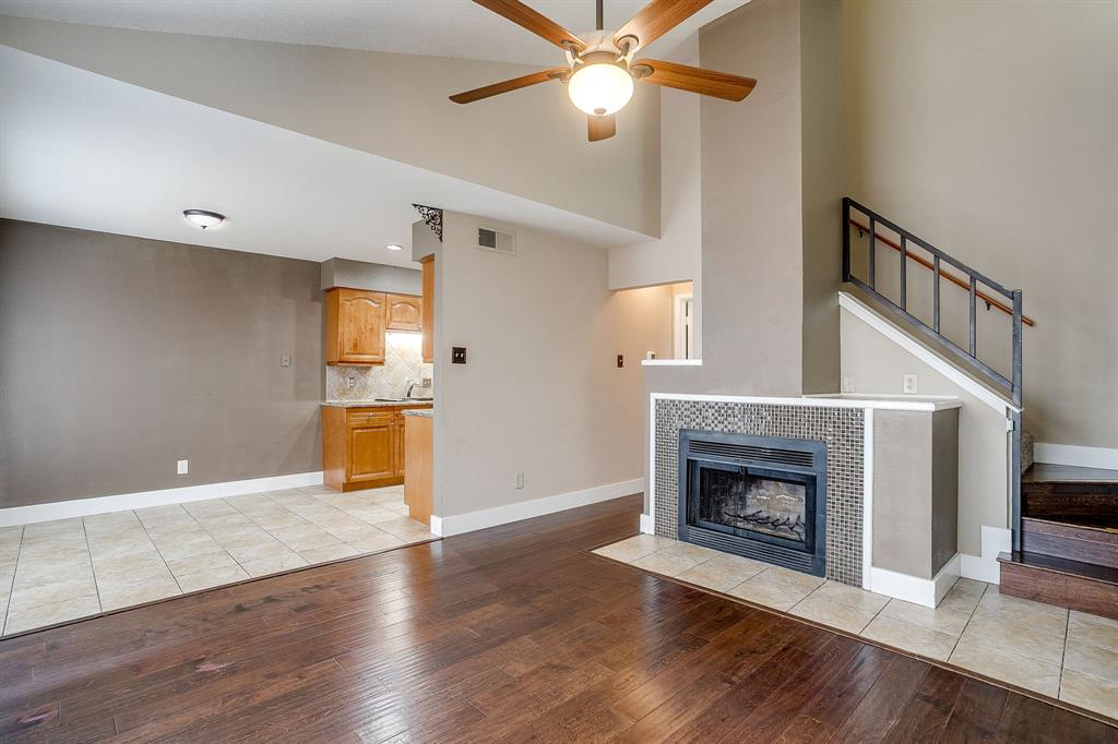 Cedar Creek Twnhms - Residential