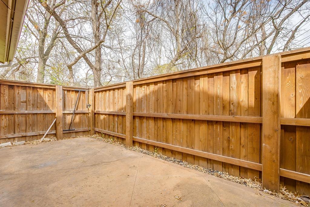 Cedar Creek Twnhms - Residential
