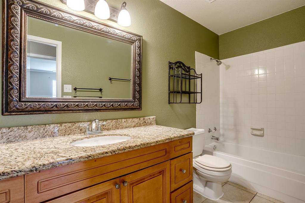 Cedar Creek Twnhms - Residential