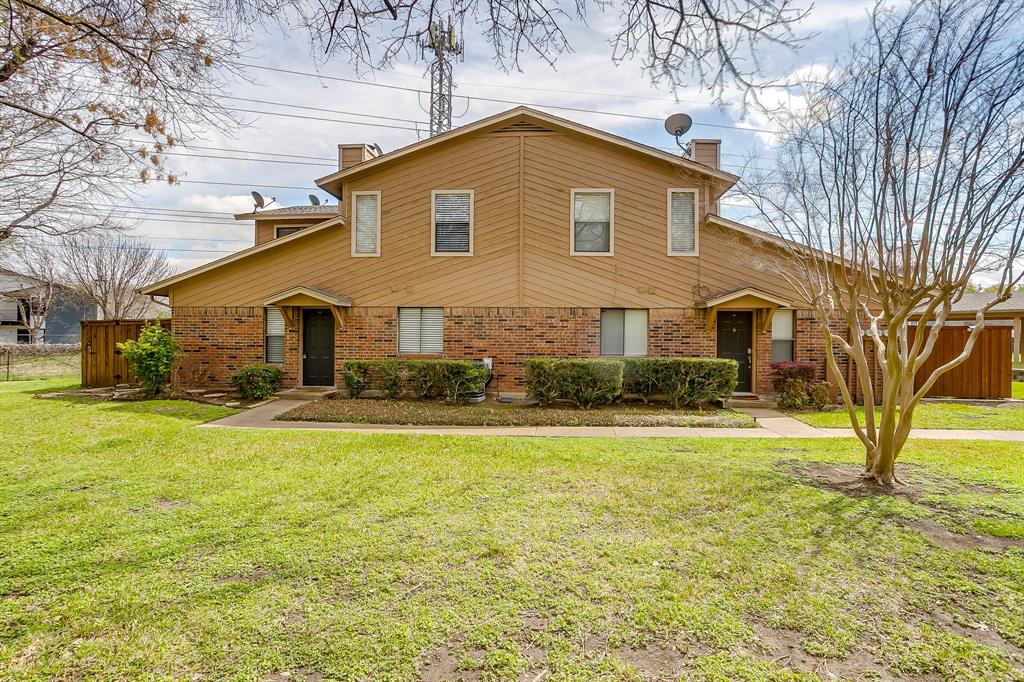 Cedar Creek Twnhms - Residential