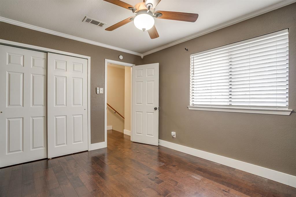 Cedar Creek Twnhms - Residential