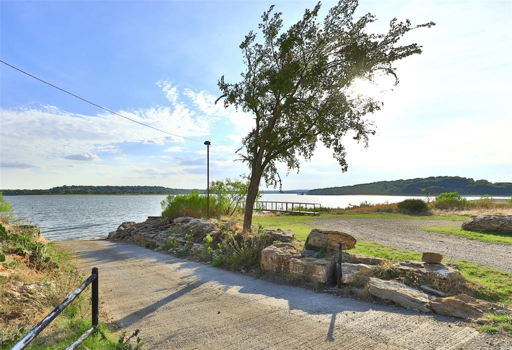Oak Point - Land