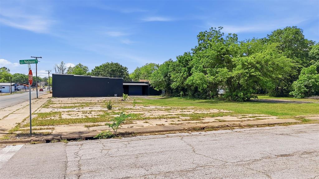 Laynes Add - Commercial Sale