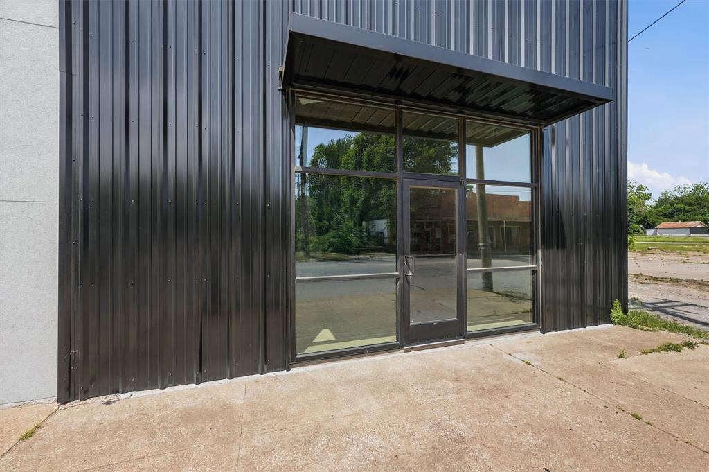 Laynes Add - Commercial Sale