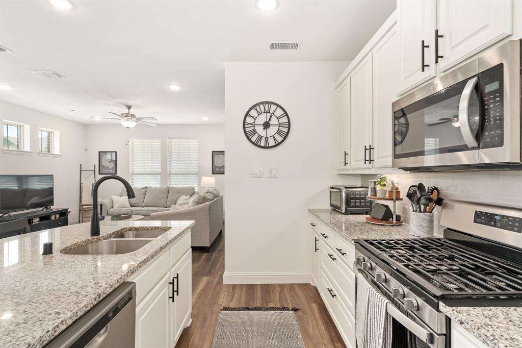 Riverset - Residential