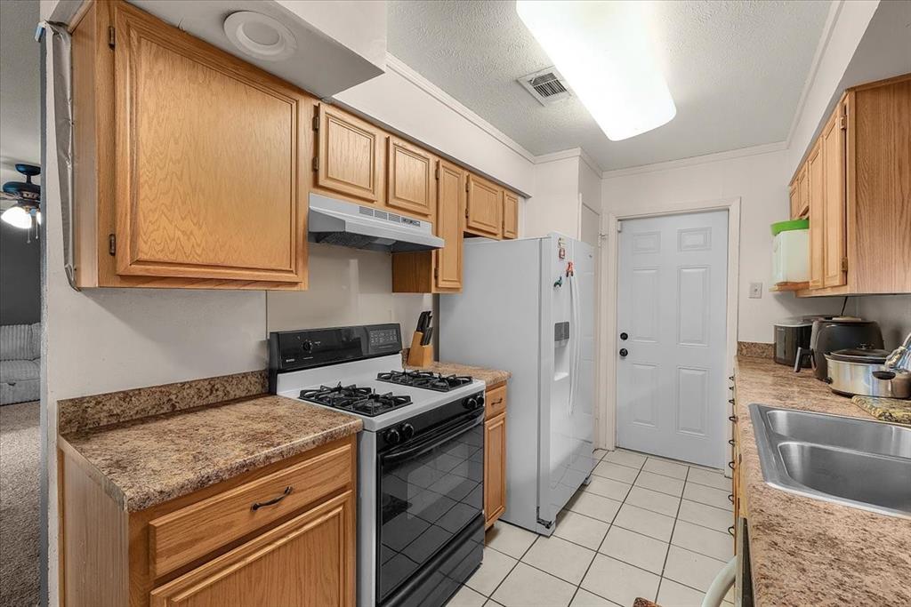 Fairmeadows 11 - Residential