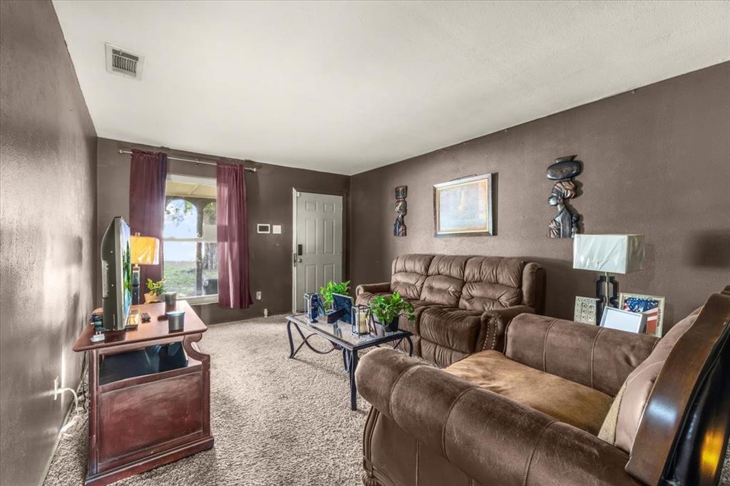 Fairmeadows 11 - Residential