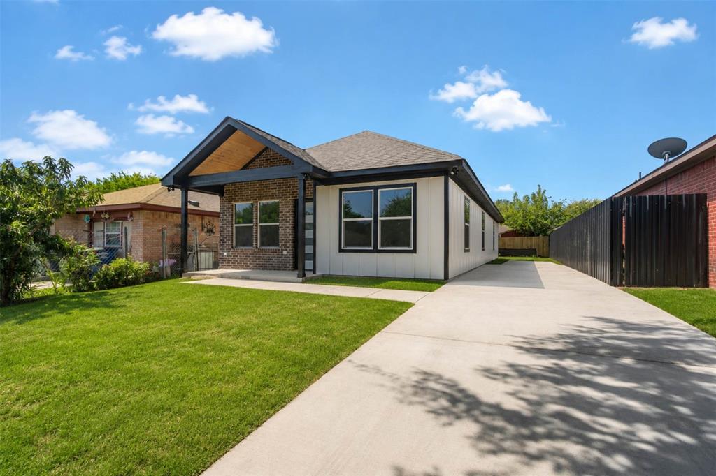 Welcome to this newly constructed home featuring a modern open-concept layout that connects the living, dining, and kitchen areas—ideal for everyday living and entertaining. The home offers THREE spacious bedrooms, STUDY, TWO FULL bathrooms, and spacious closets in every bedroom, maximizing both comfort and functionality. Clean, contemporary finishes are found throughout. Enjoy the convenience of a central Dallas location with easy access to major highways, Downtown Dallas, and a variety of shopping, dining, and entertainment options. This growing area offers the perfect combination of accessibility and everyday convenience