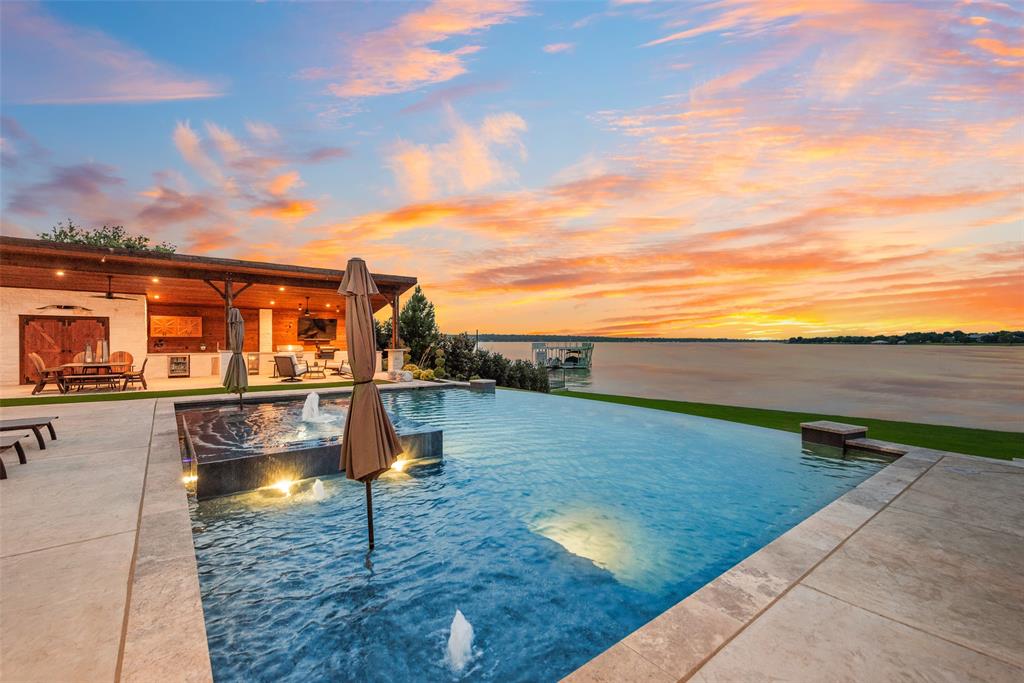 Resort On Eagle Mountain Lake - Residential