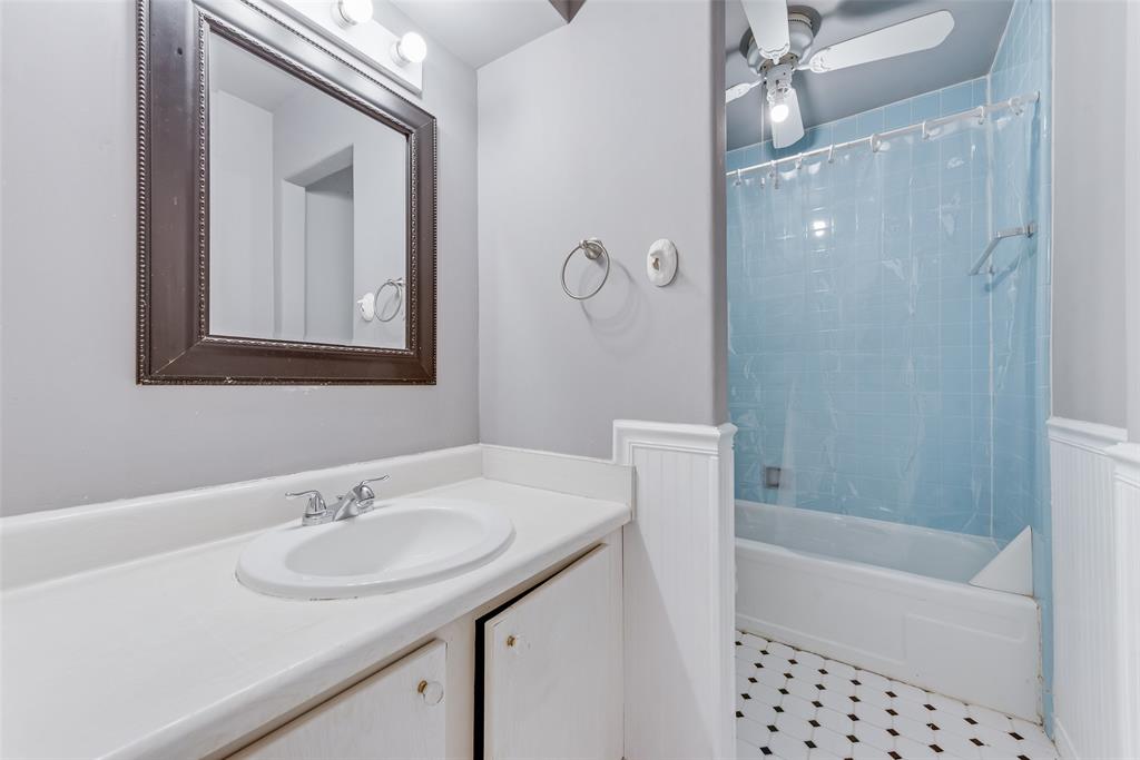 Coventry Village Condo - Residential
