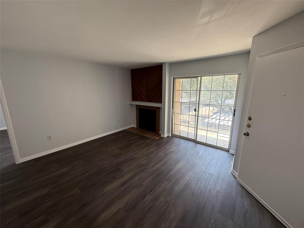 creekbend  condo - Residential