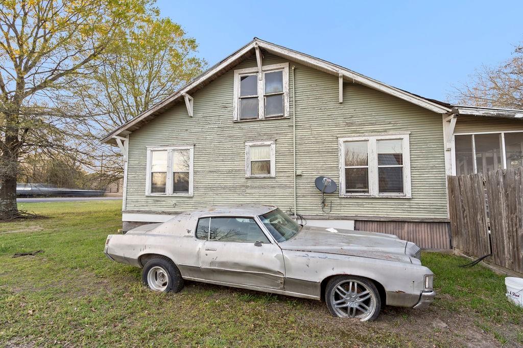 HOPKINS FRANCIS, 334X130 - Residential