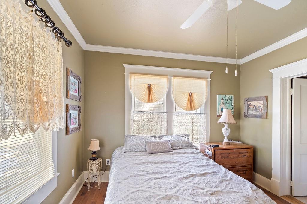 HOPKINS FRANCIS, 334X130 - Residential
