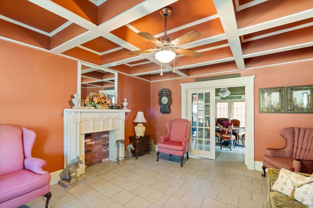 HOPKINS FRANCIS, 334X130 - Residential