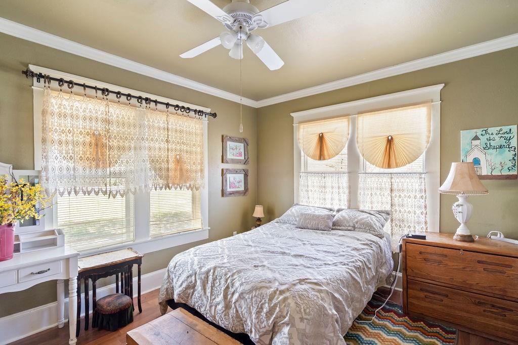 HOPKINS FRANCIS, 334X130 - Residential