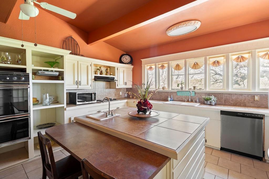 HOPKINS FRANCIS, 334X130 - Residential