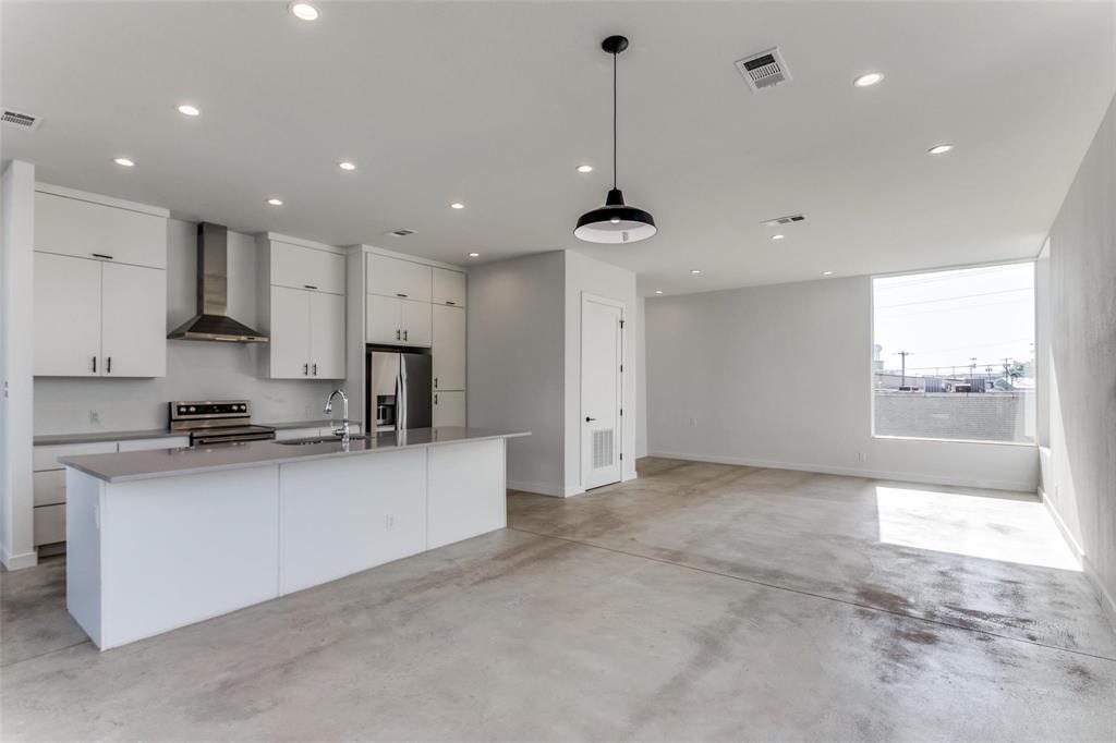 707 Commerce - Residential Income