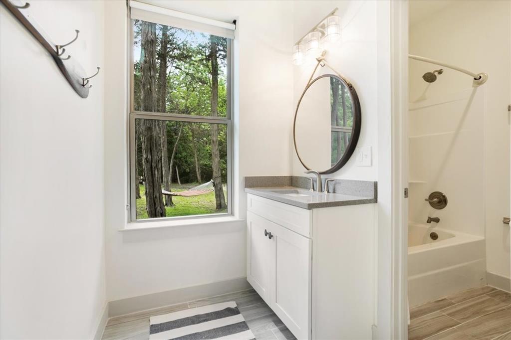 Simmons Shores - Residential