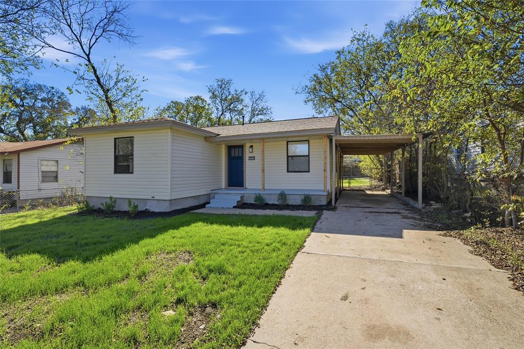 Welcome to this charming home in Killeen! Featuring 3 bedrooms and 1 bathroom with a bright, open-concept layout designed for comfortable living. Natural light fills the home, creating an airy and inviting atmosphere throughout. The updated kitchen includes new appliances, offering both style and functionality for everyday living. Step outside to enjoy the huge fully fenced front and back yard with wood fencing, perfect for entertaining, pets, gardening, or relaxing outdoors. Additional features include a covered attached carport with plenty of parking space, plus a covered patio-deck area! Conveniently located within Killeen ISD, close to shopping, dining, schools, and major roadways, this property offers both comfort and convenience.