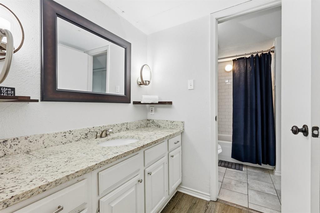 Cambridge Condos Ph 01 03 - Residential
